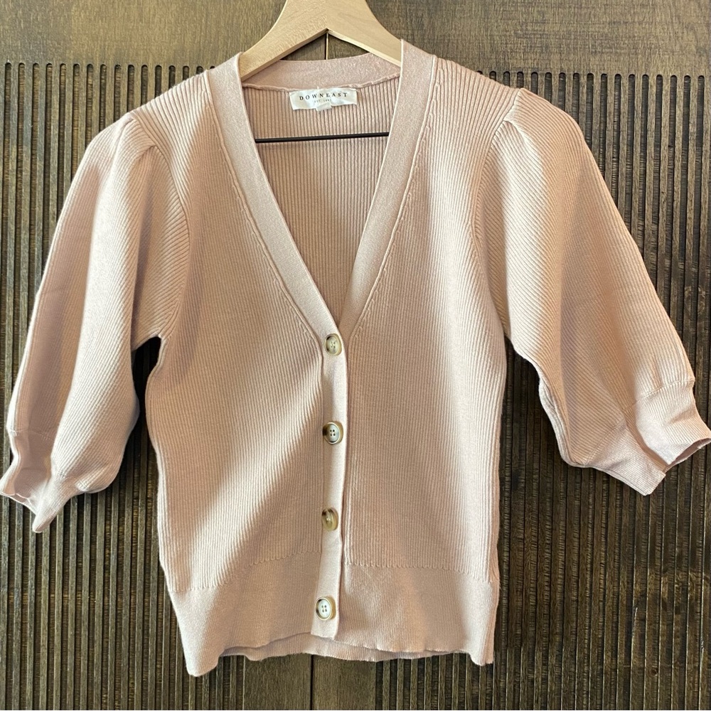 Downeast short sleeved cardigan sweater- medium